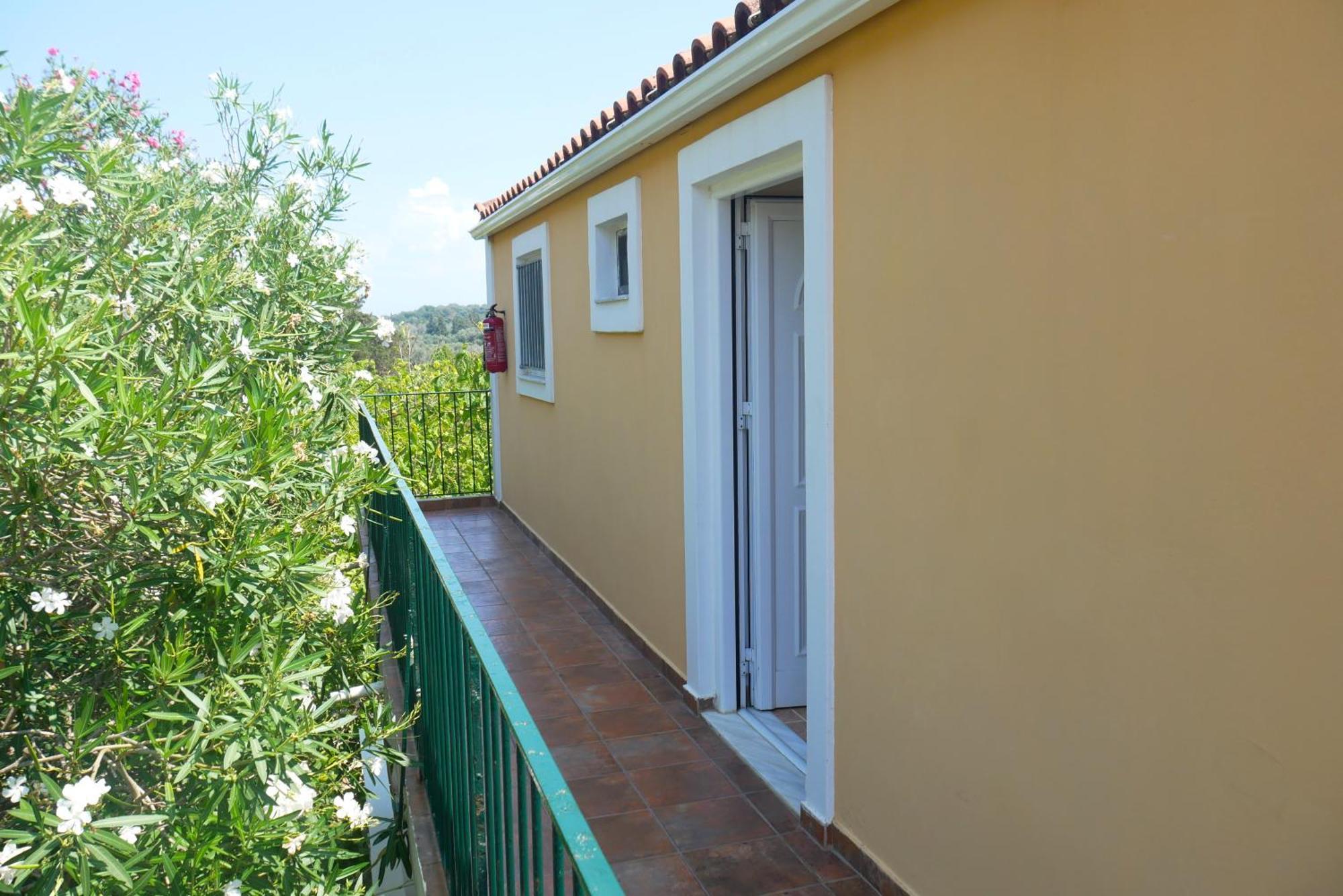 Villa Vania Gardenos Виталадес Экстерьер фото